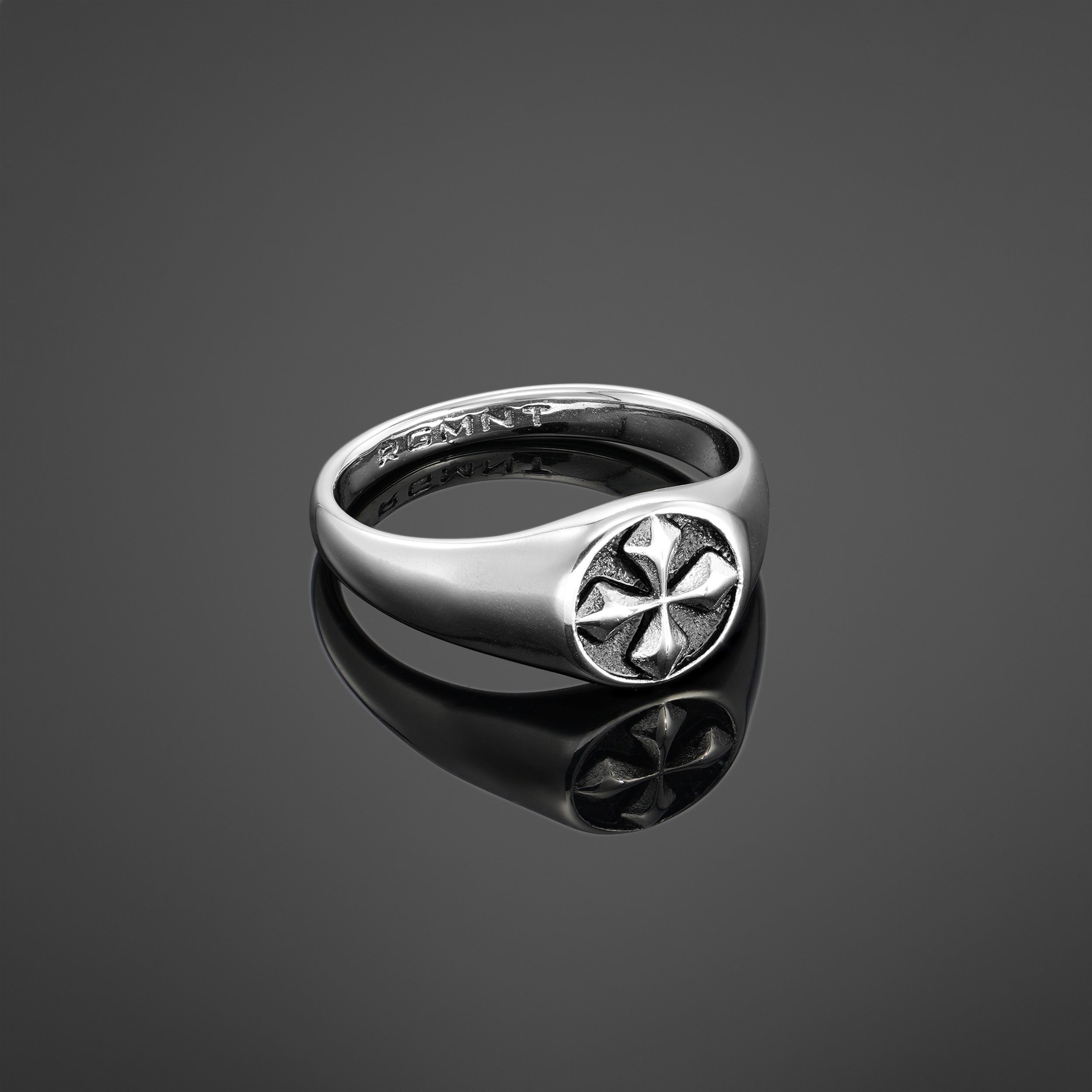 The Independant Cross Ring - RG211