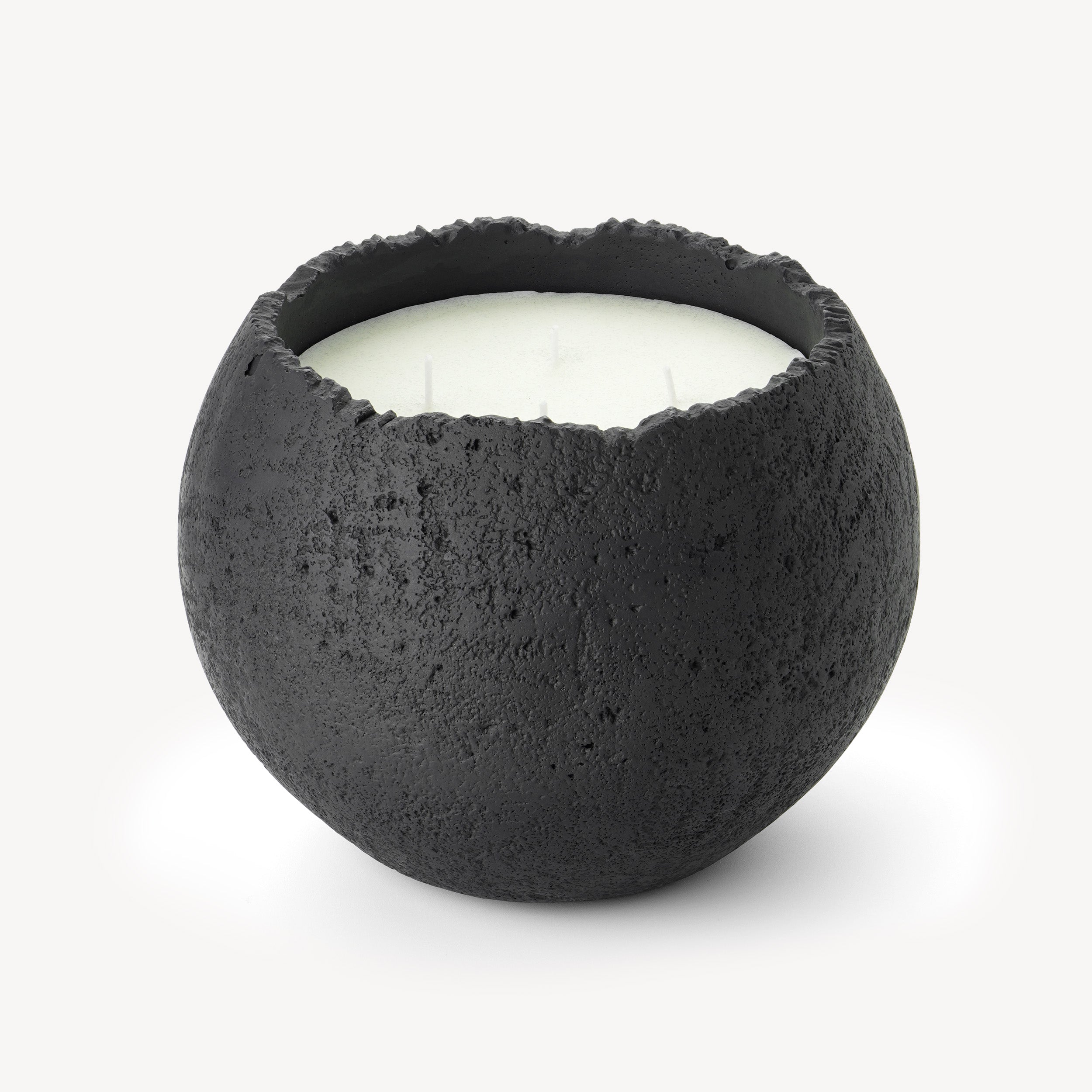Dragon's Egg Candle - Midnight Oud
