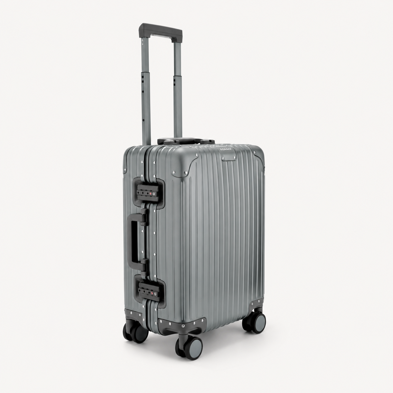 Carry-On Luggage 2.0 - Gunmetal