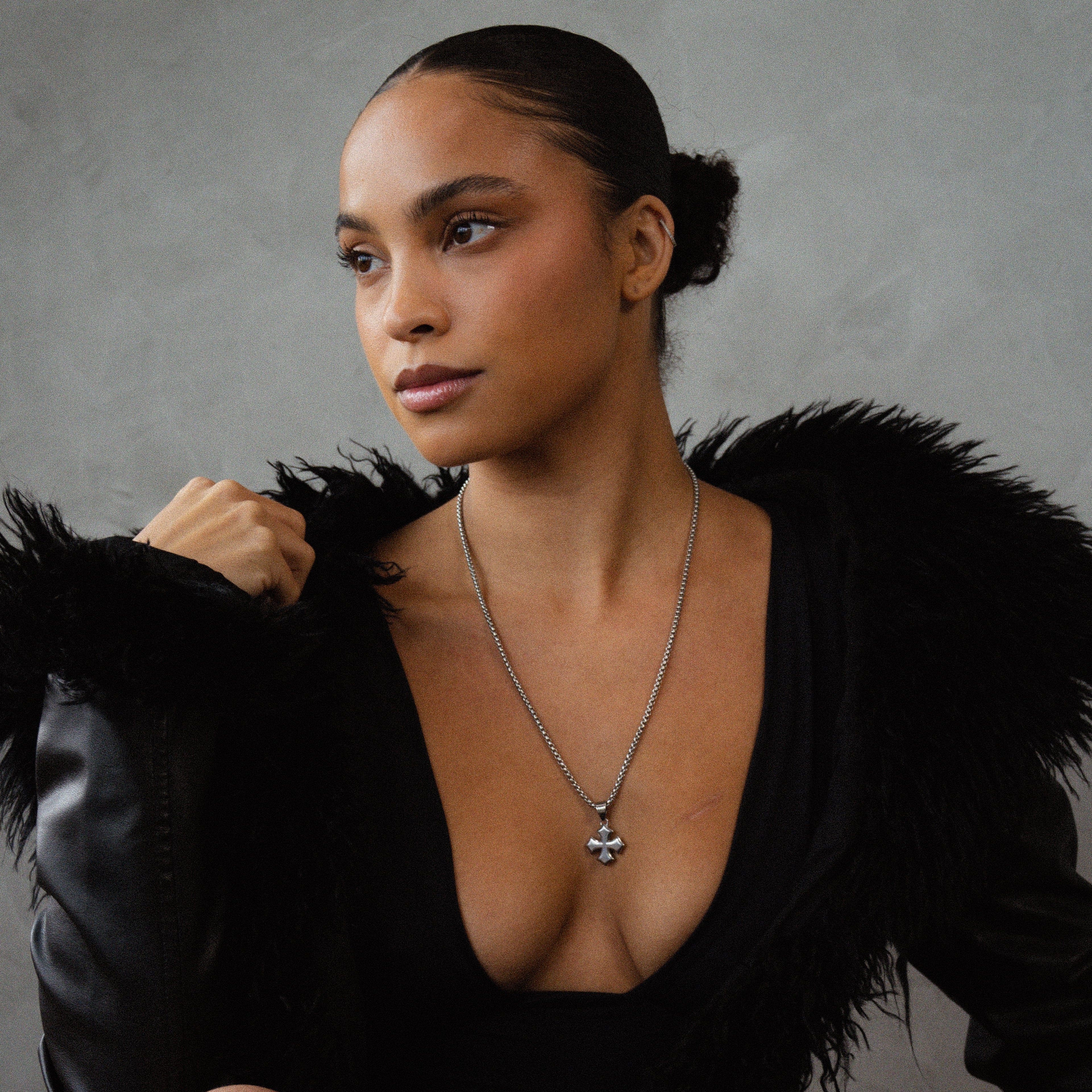 The Independent Pendant - RG141