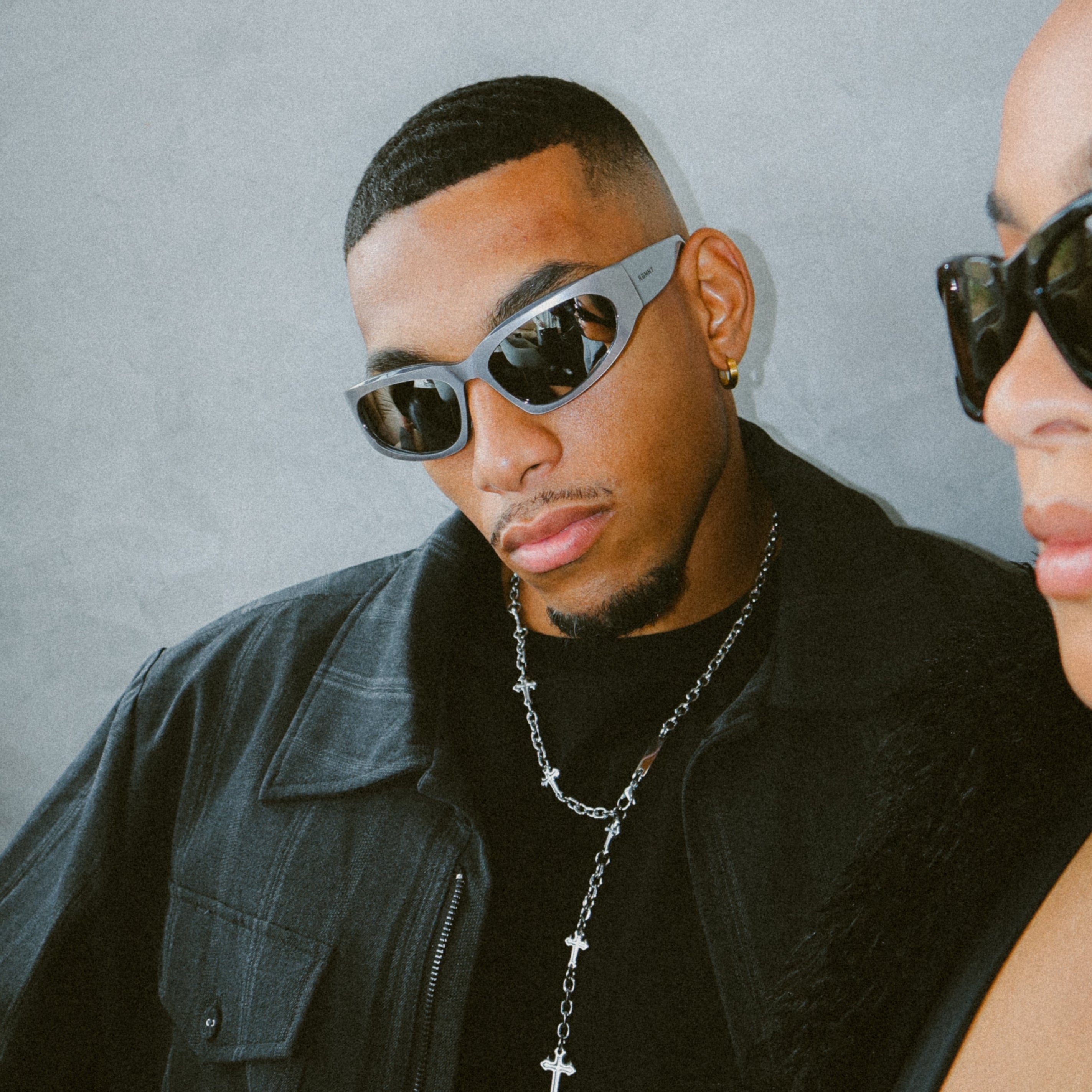 K2Y Sunglasses - SILVER/BLACK RG630