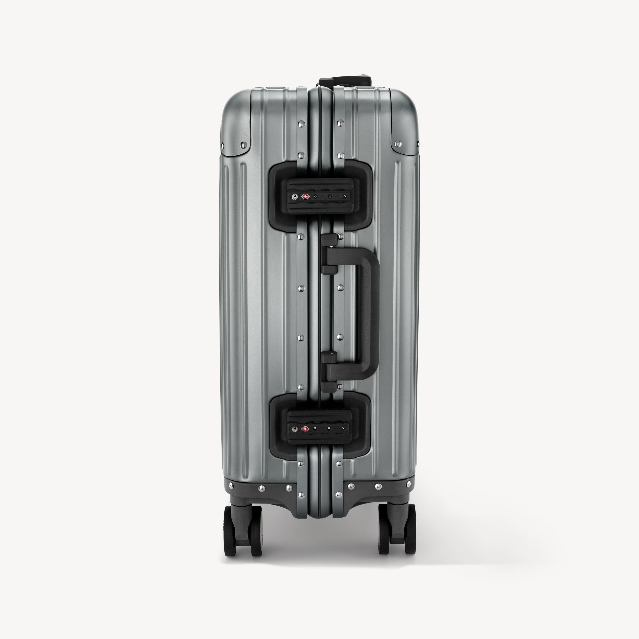 Carry-On Luggage 2.0 - Gunmetal Gray
