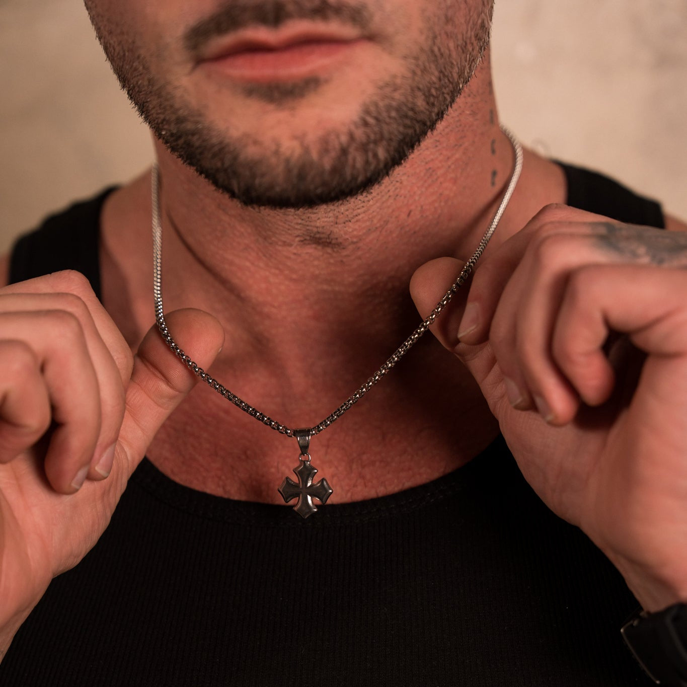 The Independent Pendant - RG141