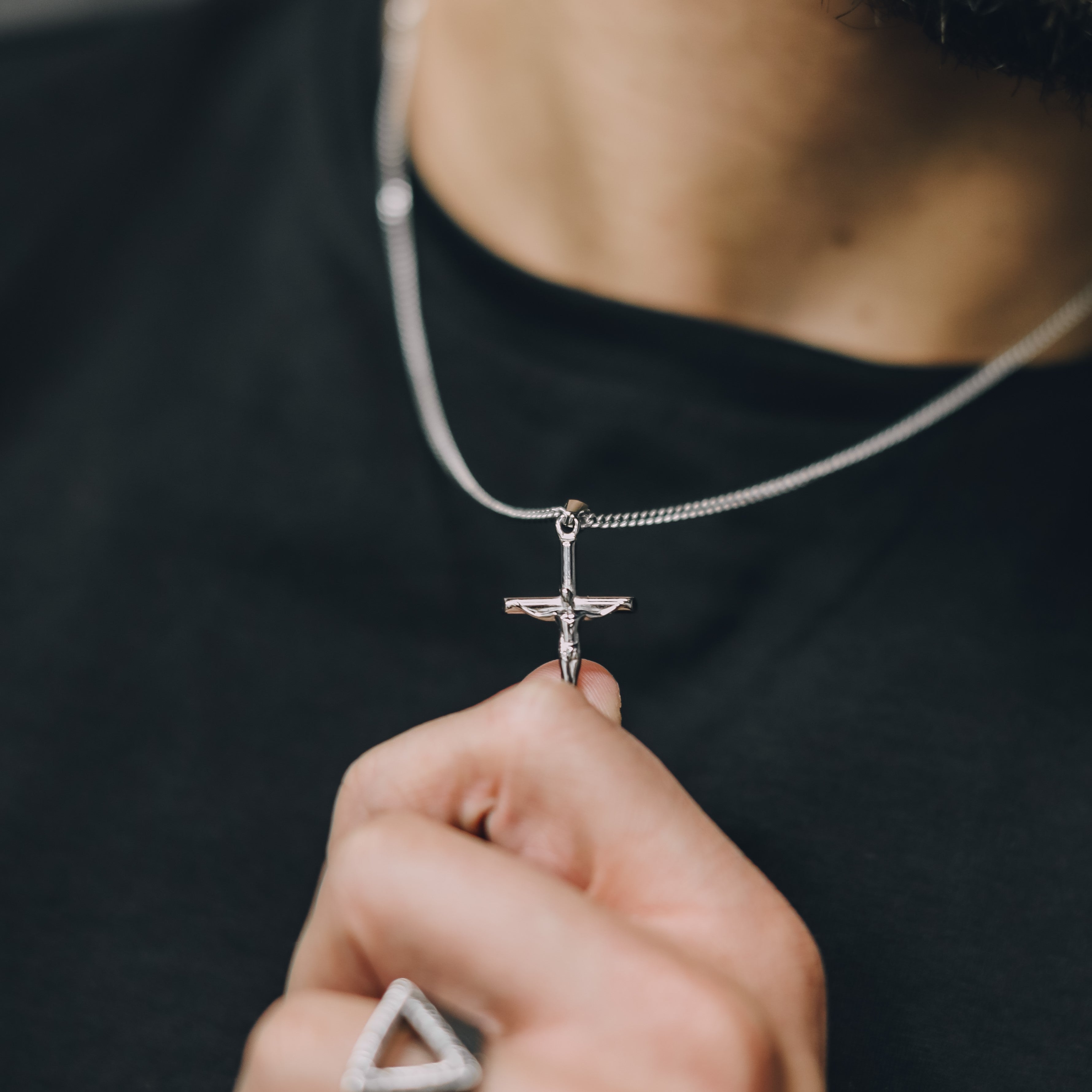 The Cross Pendant - Silver RG150 - rgmntco