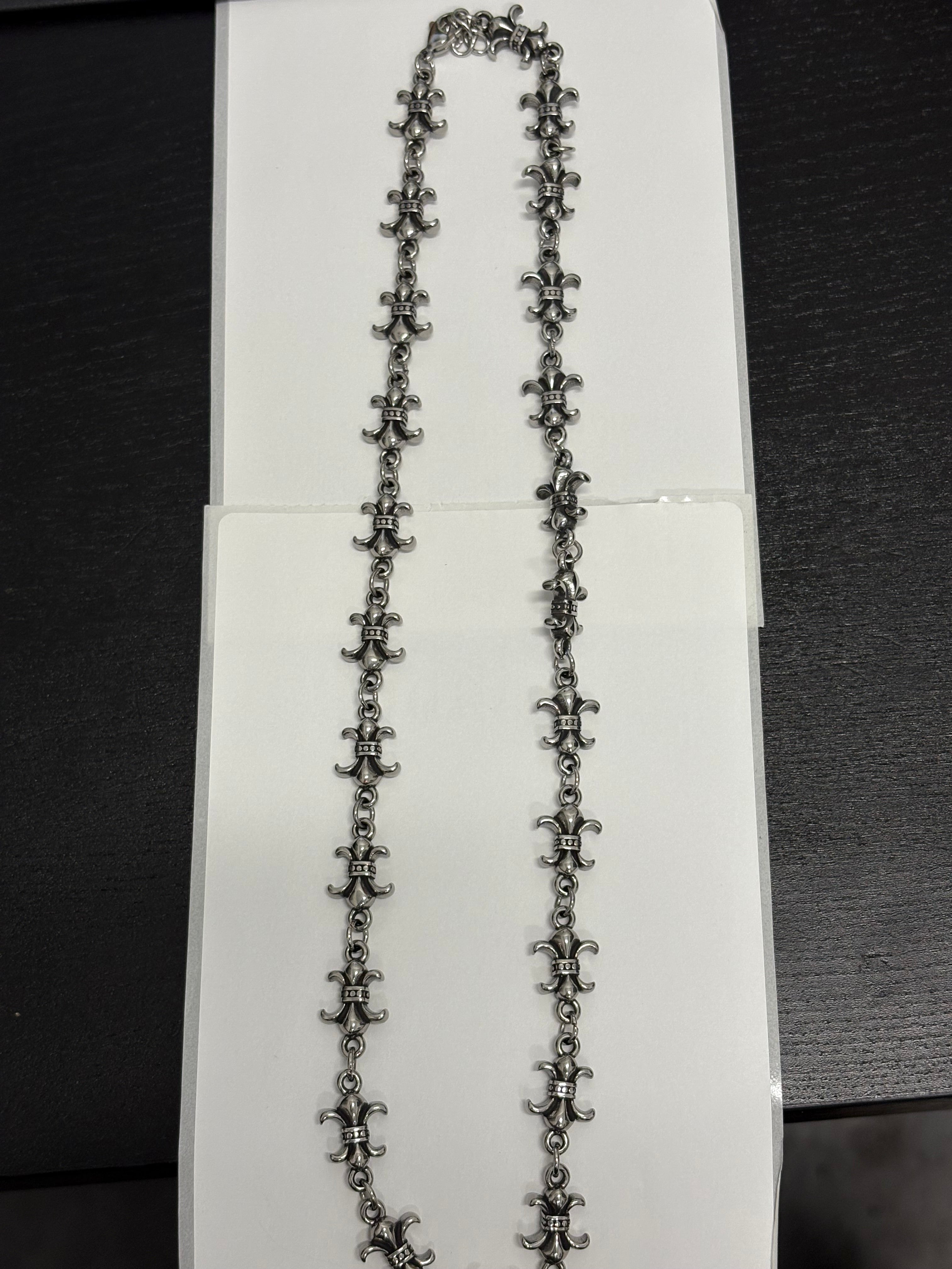 Fluer De Lis Necklace - RG709