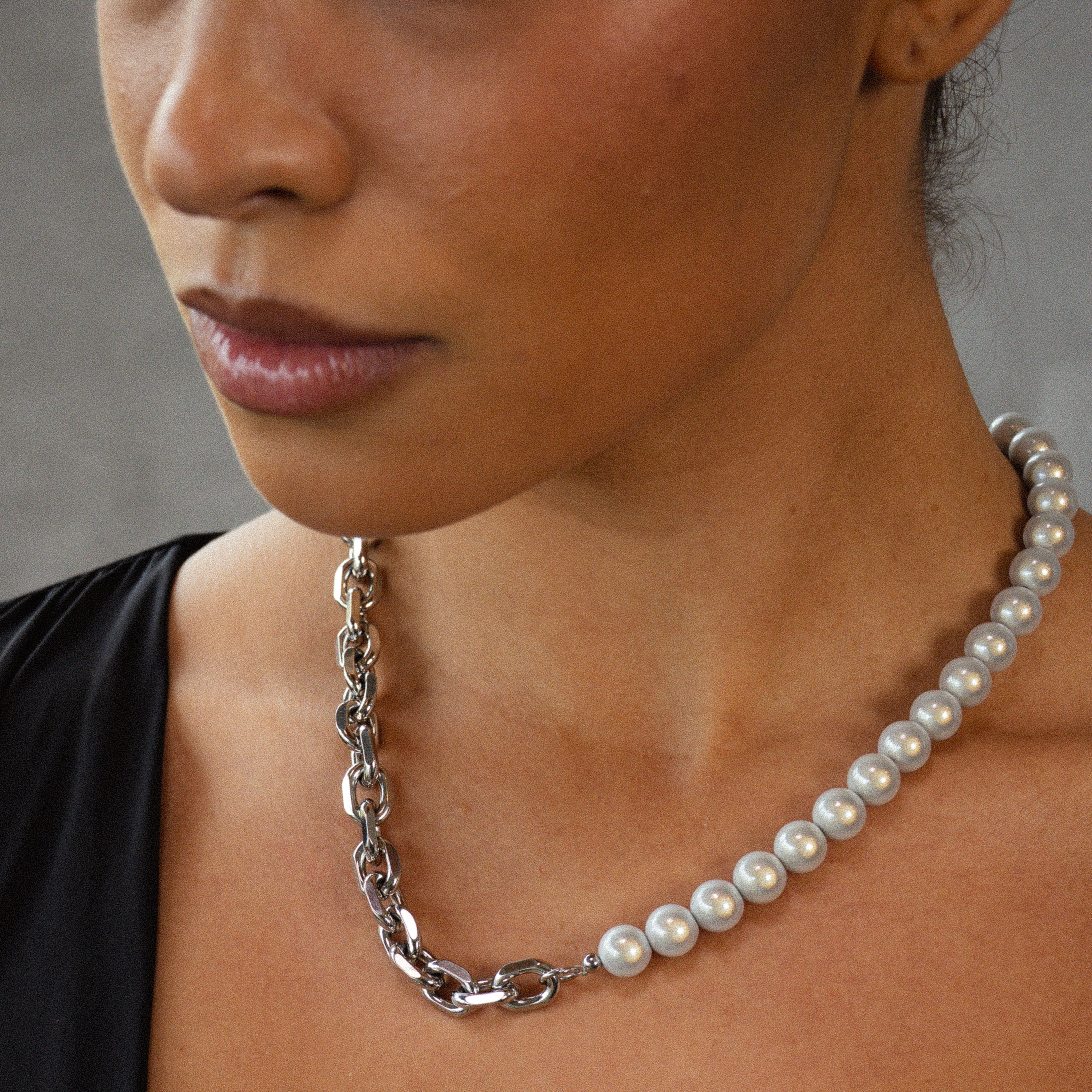 Reflective Pearl Necklace - RG139