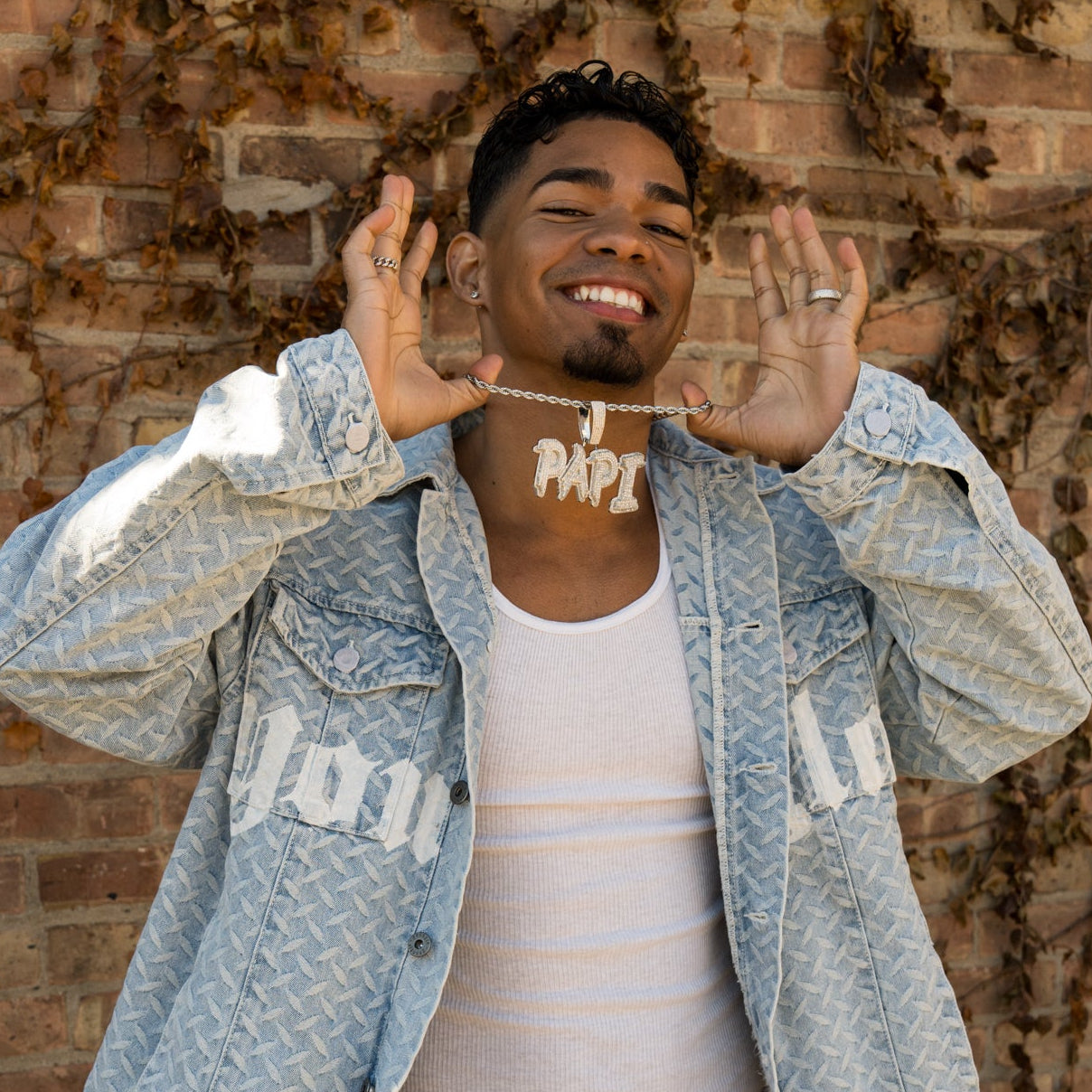 Custom Iced Name Pendant - Graffiti Font