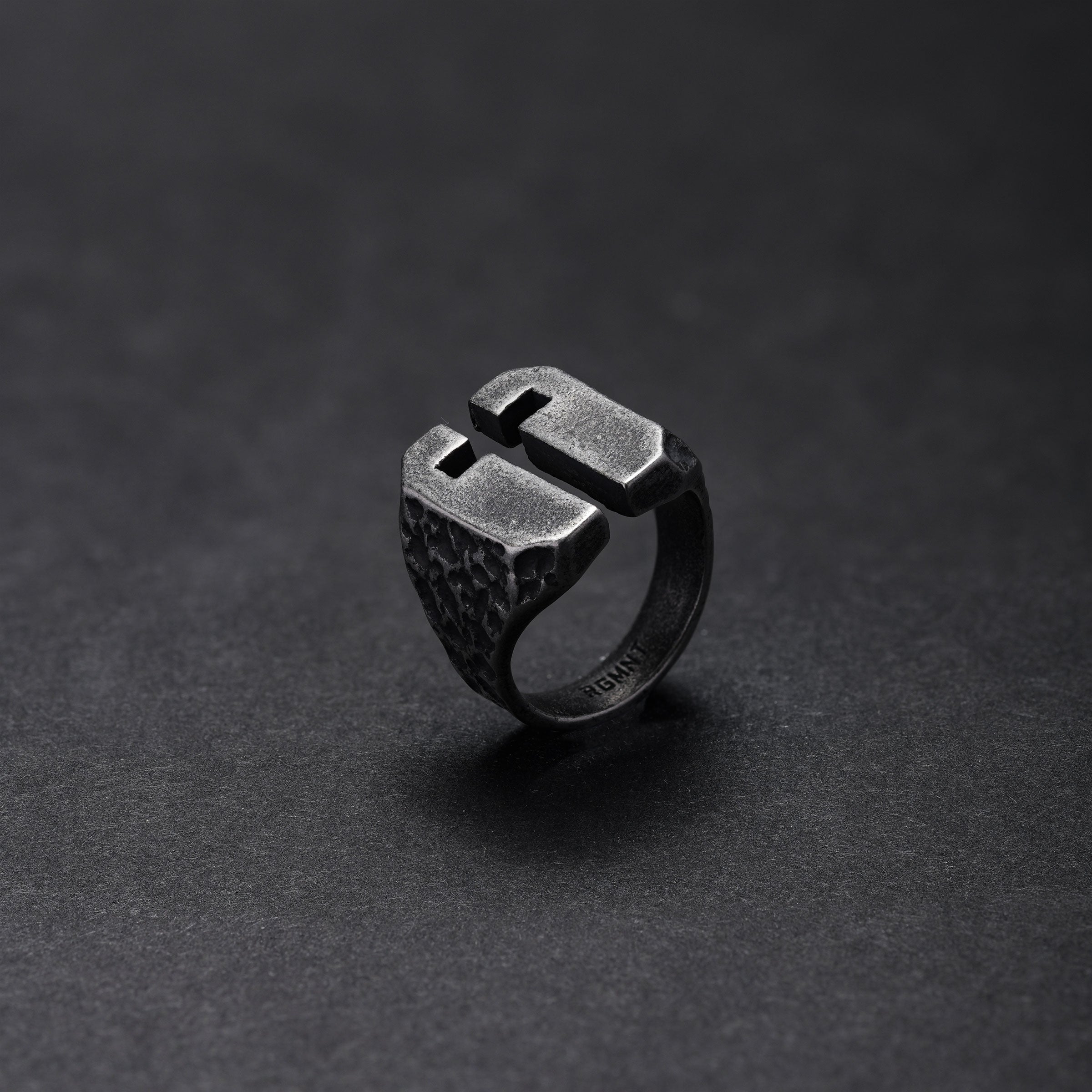 The Gladiator Ring RG219 - rgmntco
