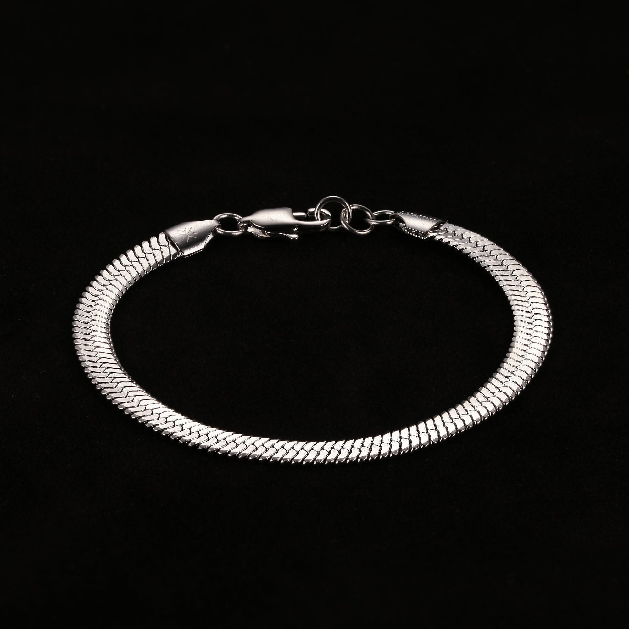 The Herringbone Bracelet 6mm - Silver RG357 - rgmntco