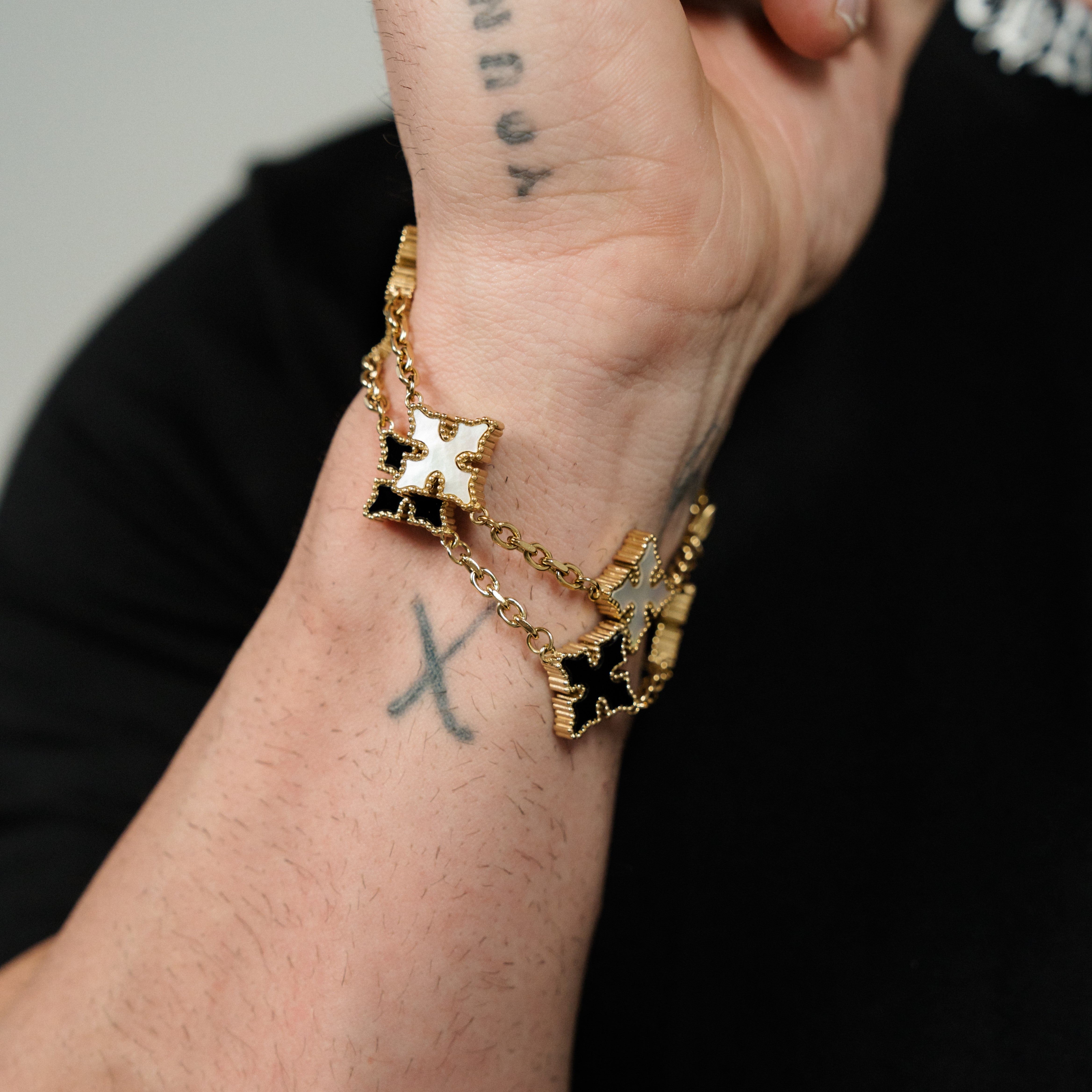 The Van Gothh Bracelet - Gold RG394 - rgmntco