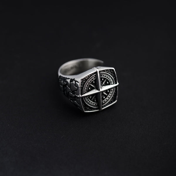The Big Compass Ring - RG223
